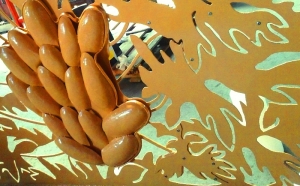 Papaya Tree detail